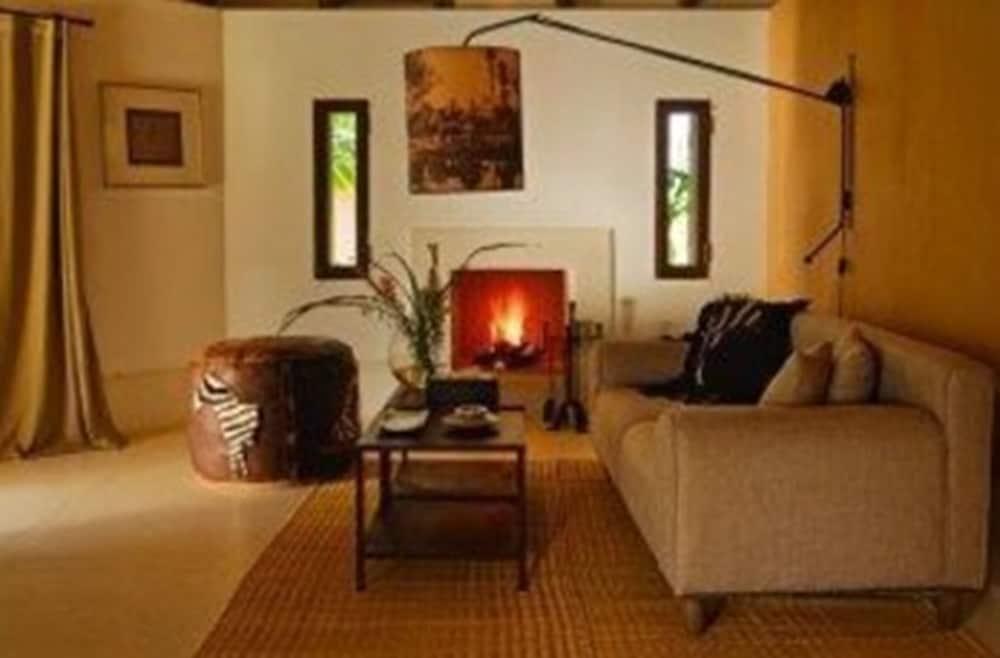 Hotel Les Cinq Djellabas Douar Caid Layadi Luaran gambar